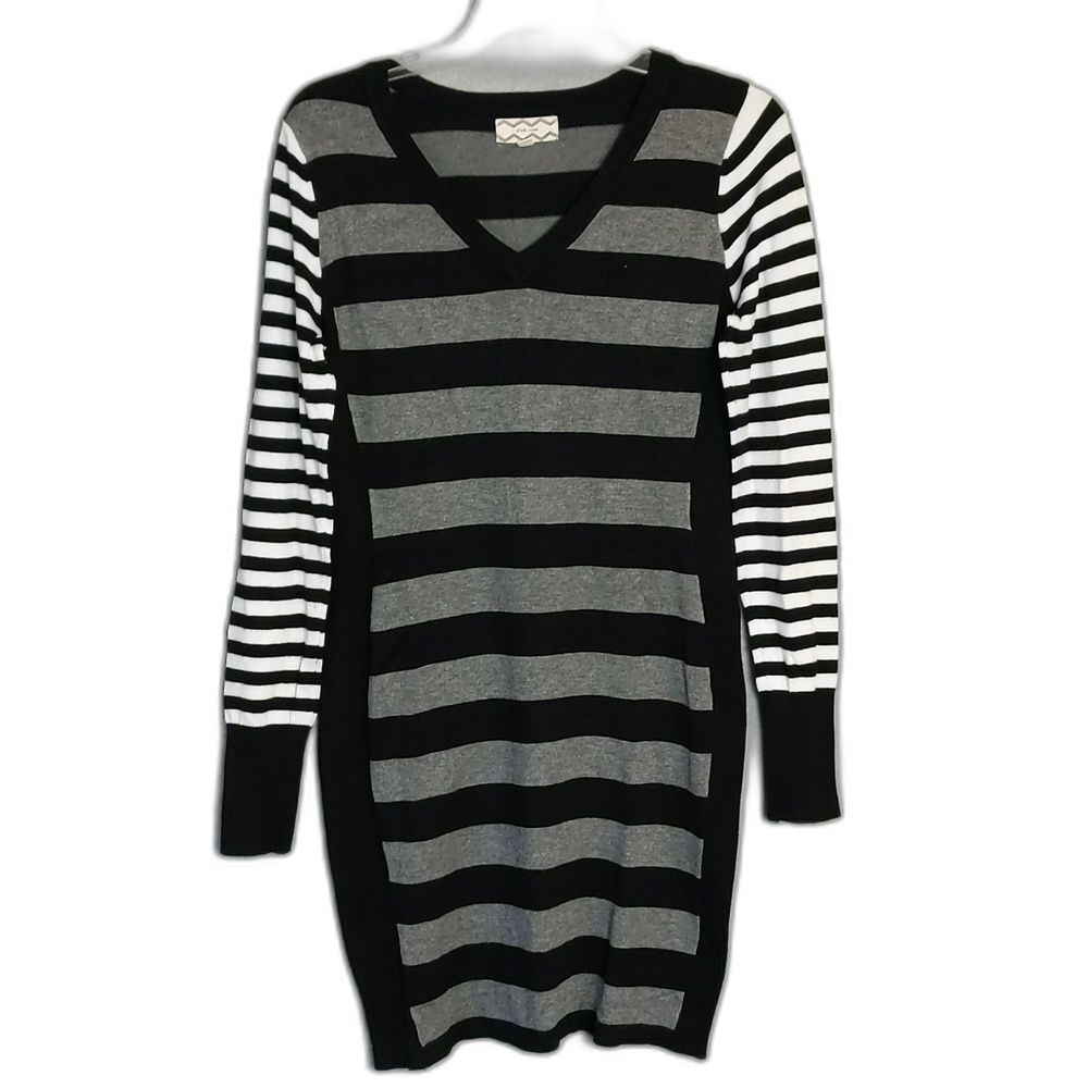 Pink Rose Black Grey White Striped Fitted Sweater Dress Juniors L